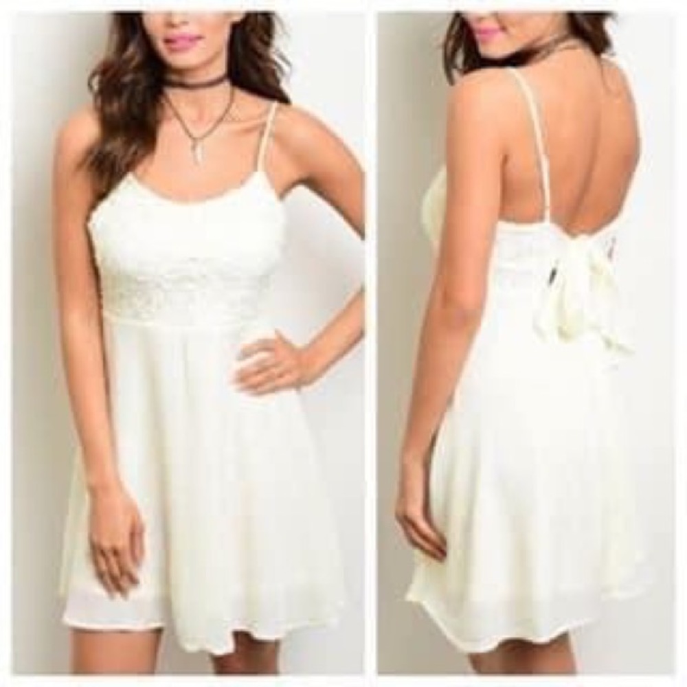 5⭐️! 🆕🐚fully lined-crochet front panel, tie-back